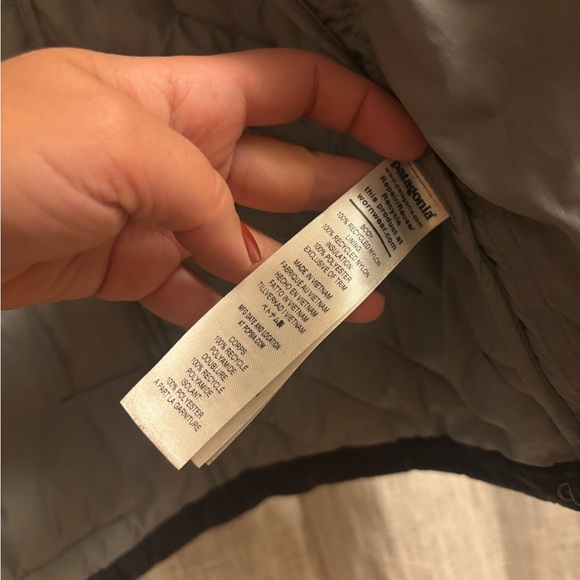 Patagonia W's Macro Puff Hoodie Like New XS Dark Blue - Picture 4 of 13